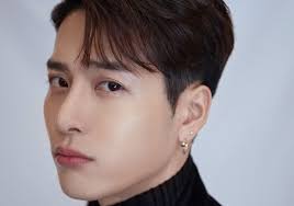Jackson wang pullover und sweatshirts mit einzigartigen motiven bestellen ○ von künstlern. Got7 Jackson S Label Team Wang Establishes Strategic Partnership With Sublime Artist Agency Also Home To Youngjae Allkpop