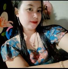 My Rocky is d.y.ing he's 23 years old… He can no longer walk, he's stopped  meowing, and now I have to feed him by hand. Today, he spent the whole day  sleeping