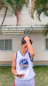 Satu hal yang pasti, jadilah dirimu sendiri selama ente jelek dan keren itu sesuatu yg berbeda orang jelek bisa keren bisa tidak orang ga jelekpun demikian, bisa keren orang ganteng bakal kalah sama yg jelek tapi dompetny tebel. Pin Oleh Putri Kai Di Pacar Fotografi Remaja Pakaian Keren Orang