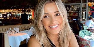 Louise Cooney's Instagram, Twitter & Facebook