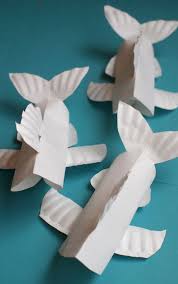 Use the thinnest printable paper you can find. Colorful 3d Paper Plate Fish Craft And Our 10 Favorite Fish Books Pink Stripey Socks