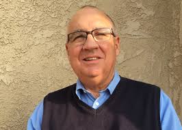 Bennet Peters célèbre ses 40 ans de ministère pastoral à Okeene