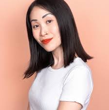 Heya Everyone, Any personal recommendations for tarot card readers?🔮I  prefer in person readings, but happy to give online a try as well. TIA!