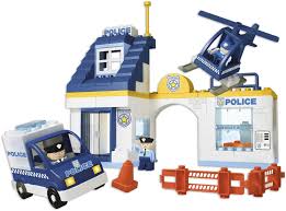 Unico plus ist ein beliebter hersteller in dem bereich der spielzeugwaren für kinder. Polizei Unico Plus