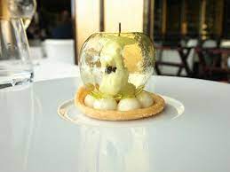 Signature Apple Dessert In 2 Michelin Star Restaurant Bord Eau Amsterdam Desserts Michelin Star Dessert Recipes Food