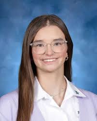 Isabella Arnold's Instagram, Twitter & Facebook