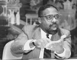 The time former Cleveland Mayor Mike White confronted a gangster at home  (video)