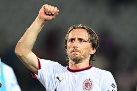 Modric says Real Madrid is his "home" & admits his "intention is to go back" to the club