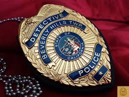 The narc badge represented some kind of ultimate power to him, priscilla presley wrote in elvis and me, her memoir. Detective Beverly Hills Twp Police Badge Hallmark Gode Www Shoppen Fuer Sammler De