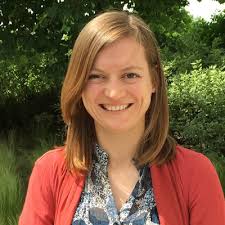 Eva Linnell's Instagram, Twitter & Facebook