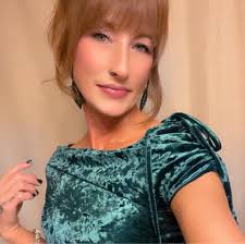 Stuffed pickles with cream cheese and bacon