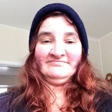 Sonia Hackett's Instagram, Twitter & Facebook