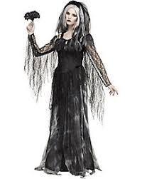 Our collection of gothic costumes are a classic choice for halloween with a modern spin. Women S Gothic Beauties Halloween Costumes Spirithalloween Com