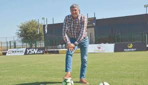 Deren talu'nun tatilde verdiği bikinili pozlar sosyal medya tepkiyle karşılandı. Futbolda Basari Icin Tesis Sayisi Artirilmali