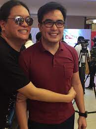 Onemig bondoc has been in relationships with sheree (2003), china cojuangco (2000), ciara sotto (1997) and angelu de leon (1994). Nitz A Miralles On Twitter Nice Seeing Onemig Bondoc Jay Taruc S Presscon Of His Show Ride Ph Naka Hug C Allan D Kay Onemig