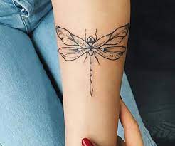Pin By Mihaela Iskrenovs On Tattoo Tattoos Foot Tattoos Small Dragonfly Tattoo