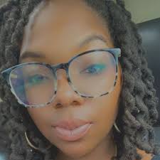 Melanie Neely's Instagram, Twitter & Facebook