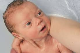 This Is How Often You Should Bathe Your Kids And The Products You Should Be Avoiding Mirror Online