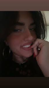 Happy 18th Birthday Wishes Video for a Singer