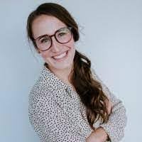 Deetta Petersen's Instagram, Twitter & Facebook