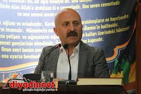 Vatandaşlar, kerbela şehitleri için okunan mersiye ve ağıtlara eşlik etti. Vu6jo9t8fob6cm