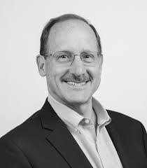 Lester Kraft's Instagram, Twitter & Facebook