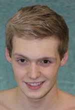 Swimming: Elks' Schwab, Bronshteyn advance to state