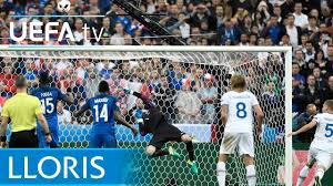Hugo lloris, né le 26 décembre 1986 à nice, est un footballeur international français qui évolue au poste de gardien de but à tottenham hotspur. Football Impossible N Est Pas Hugo Lloris