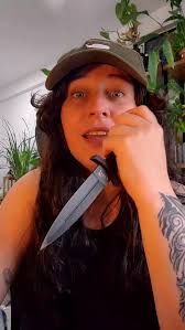 Restrições de projetos. Não pode mudar o símbolo, não pode mudar a cor, não  pode mudar tatatatatta. E por aí vai. Esse, antigamente, era meu terror.  Hoje eu tô gostando de trabalhar em cima disso. O ...