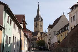 De aceea este important ca omul sa aiba un partener de incredere, care sa ii explice verde in fata care sunt sansele si ce trebuie facut. Rata De Infectare In Sibiu A Explodat Desi Orasul Este In Scenariu Rosu ExplicaÅ£iile Specialistilor