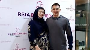 Citra kirana sedang menikmati kehidupan barunya sebagai seorang ibu. Demam Tinggi Sampai Masuk Ugd Citra Kirana Alami Mastitis