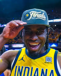 Brady Edwards (@bradyedwards7)