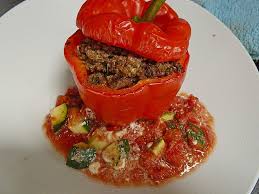 Gefullte Paprika Mit Hackfleisch Feta Und Zucchini Von Sassi83 Rezept Gefullte Paprika Hackfleisch Paprika Mit Hackfleisch Gefullte Paprika