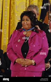 Image result for tbn:AWzYY9q209rRYM::rho0ofa.jeeran.com/24947_ABEER__ROSE.jpg