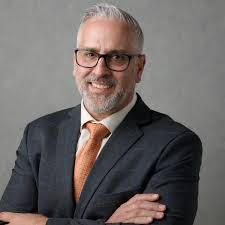 Steve Langley's Instagram, Twitter & Facebook