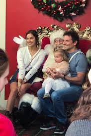 Irina shayk and bradley cooper attend the 2018 costume institute benefit at the metropolitan museum of art in new york city on may 7, 2018. Bradley Cooper Irina Shayk Take Daughter To See Santa More Celebs Out And About Holidays 2018 Gallery Wonderwall Com