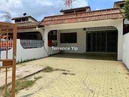 Get their location and phone number here. Taman Sri Serdang Serdang Seri Kembangan Intermediate 1 Sty Terrace Link House 3 1 Bedrooms For Sale Iproperty Com My
