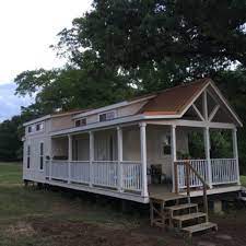 For Sale Dallas Texas United States 60 000 Tiny House Listings House With Porch Tiny House