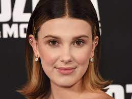 Stranger things star millie bobby brown is feeling the love, courtesy of the new man in her life. Millie Bobby Brown Says Her Nail Art On Stranger Things Is Depressing Teen Vogue