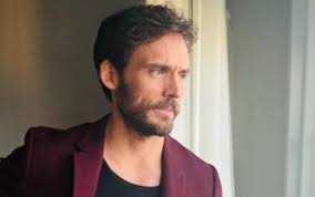 Sam Claflin Latest News, Bio, Profile, Album, Movie and Photo.