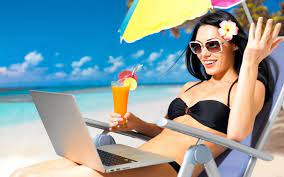 The Pros and Cons of Being A Web Cam Model (In 2020) | by Melanie Kelly |  Medium