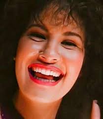 Selena Gomez snuck a goodbye message to Justin Bieber in her emotional  American Music Awards performance 👀