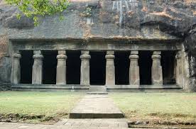Guided Tour of Elephanta Caves in ...