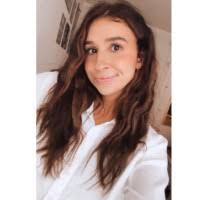 Colleen Cummins's Instagram, Twitter & Facebook