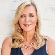 Kristy Elmore's Instagram, Twitter & Facebook