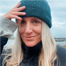 Kim Bosman's Instagram, Twitter & Facebook