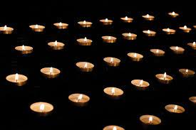 La procura di roma indaga sul caso del cimitero dei feti al flaminio, su quel pezzetto di terra dove sono stati sotterrati i feti abortiti e di cui le mamme. Illuminazione Votiva Sai Come Funziona Il Servizio Cimiteriale