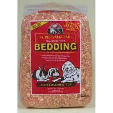 Organic mulches are composed of wood products, such as bark and before applying mulch, carefully remove all weeds and roots from the garden. Walmart L M Animal Farms 60120 Cedar Bedding And Litter Small Pets Small Animal Bedding Cedar Chips