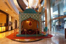 The Jw Marriott Has Been Nicely Decorated With A Ramadan Theme And We Have A Special Middle Eastern Break Fast Buffet At Marriott Cafe Dekor Dekorasi Lebaran