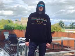 Maison De L Amour Sine Amore Nihil By Alessandromichele For Gucci Pre Fall 2020 Gucci In 2020 Sweatshirts Graphic Sweatshirt Gucci